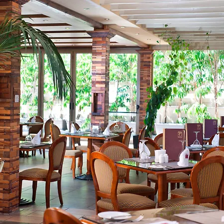 Hotell Semeli 3*