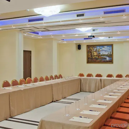 Semeli Hotell 3*