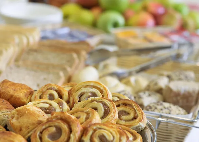 セメリ 3* ニコシア