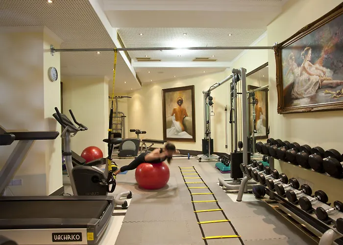 ホテル セメリ 3*